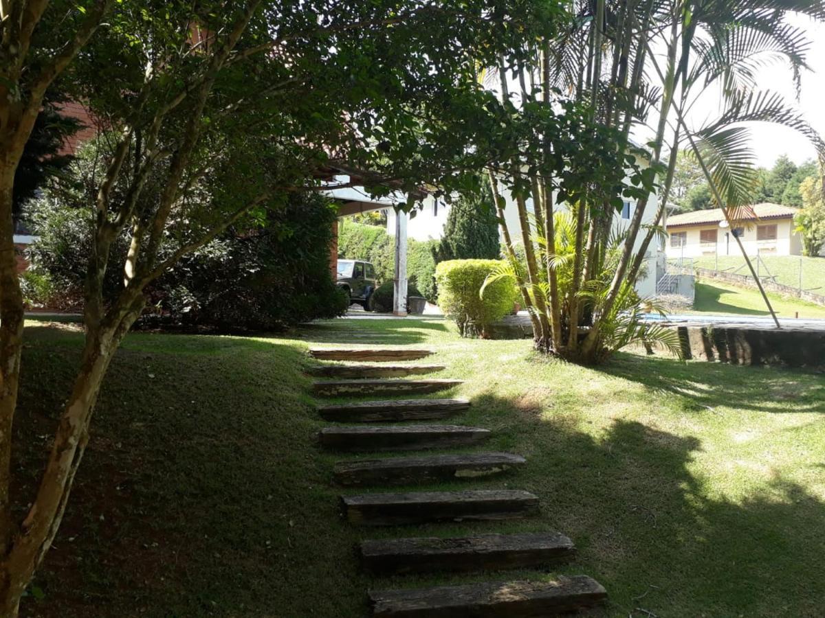 Alugo Linda Casa De Campo Perto De Sao Paulo Com Otimo Jardim, Piscina E Lareira. Sara-Sara Dış mekan fotoğraf