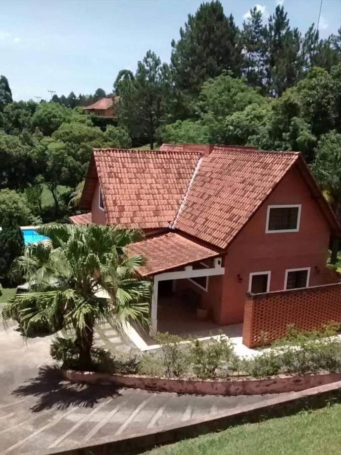 Alugo Linda Casa De Campo Perto De Sao Paulo Com Otimo Jardim, Piscina E Lareira. Sara-Sara Dış mekan fotoğraf
